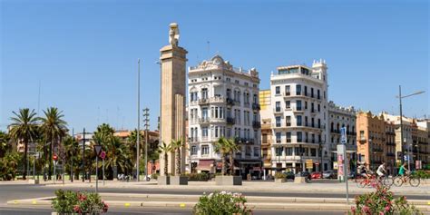 Simple Science: How to Make a Volcano with Kids