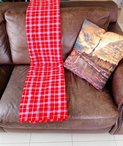 Maasai Shukafleece Blanket Ukenia