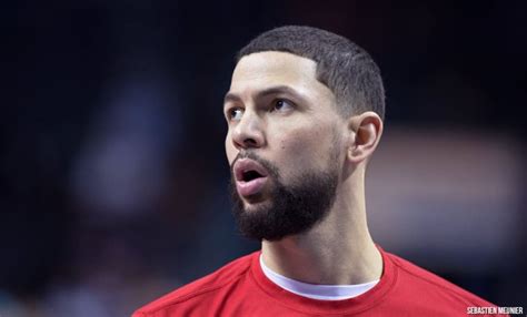 Austin rivers is an american professional basketball player for the washington wizards of the austin became the first player in the history of nba to play for his father, coach doc rivers when he. Austin Rivers, sa réponse forte au mouvement lancé par ...