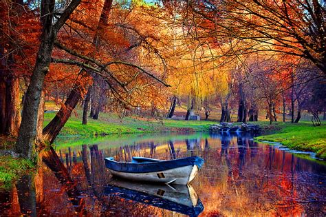 2k Free Download Autumn River Autumn Bonito Boat Colors River
