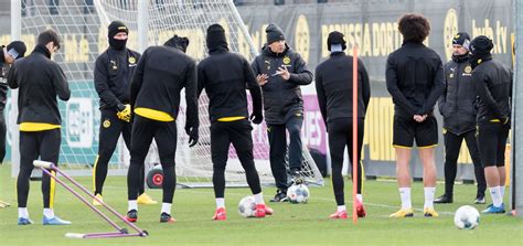 This is the match sheet of the bundesliga game between borussia dortmund and eintracht frankfurt on apr 3, 2021. Watch Borussia Dortmund vs Eintracht Frankfurt: Live ...