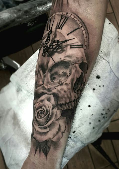 Freshly Done Black And Gray Skull With Rose And Clock Artist Janis