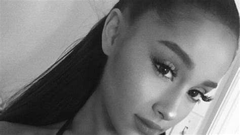Attentat De Manchester Ariana Grande Se Rend Au Chevet Des Victimes Photos