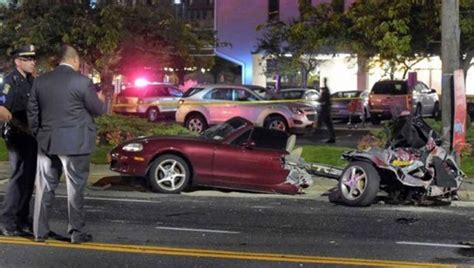 Car Split Completely In Half After Crash Everyone Survives