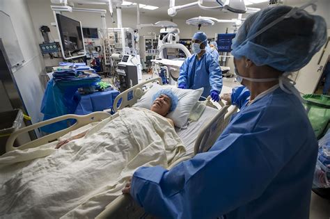 Inside A Boston OR, Surgery Shows Hospital's Steps To Reduce Its Carbon
