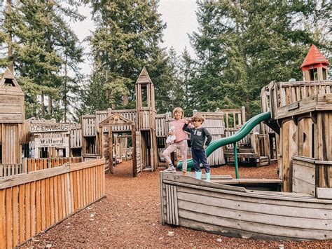 Two in Tow & On the Go: Kids’ Gig playground charms with nods to local