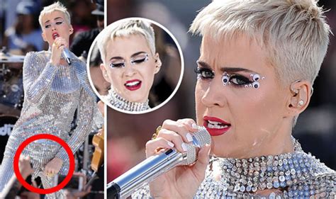 Katy Perry Suffers Major Wardrobe Malfunction Live On Stage Music Entertainment Uk