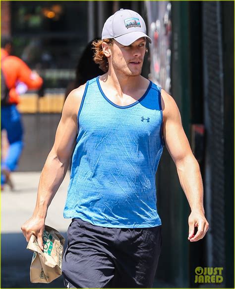 Sam Heughan Shows Off His Arm Muscles After The Gym Photo 3712749