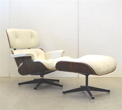 Rare White Leather Herman Miller Rosewood Lounge Chair And Ottoman By