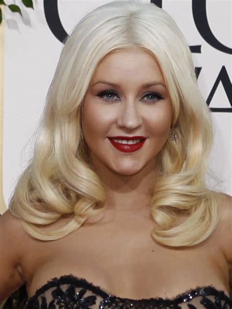 Queen Christina Aguilera Hairstyles Pictures Of Christina Aguilera Blondelacquer