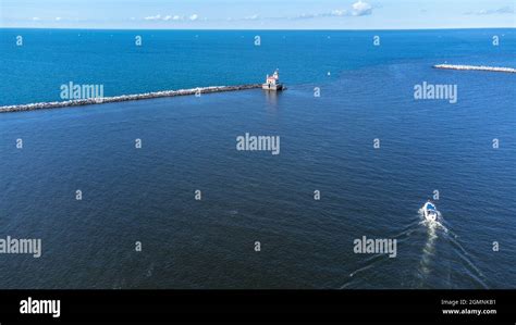 West Pierhead Lighthouse Lake Ontario Oswego Ny Usa Stock Photo Alamy