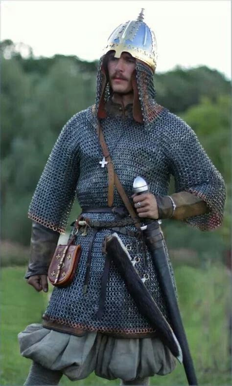 Wealthy Warrior Gnezhdovo 10th Century In 2019 Viking Armor