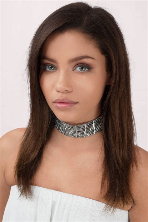 Cant Get Enough Wide Choker In Silver 5 Tobi Us