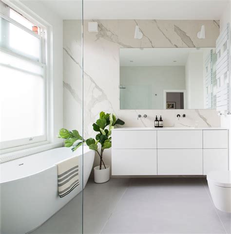 5 Beautiful Grey Bathrooms To Inspire A Glamourous Makeover Grey