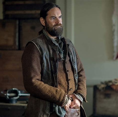 Duncan Lacroix Interview About Murtagh Frasers Return In Outlander