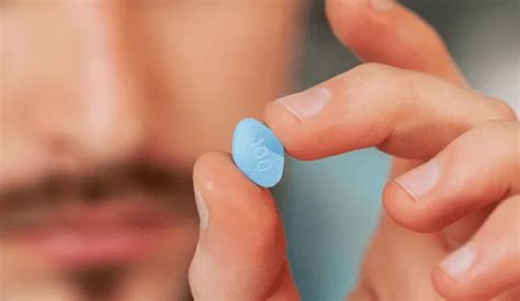Viagra para qué sirve cuánto dura el efecto y dosis de la pastilla azul según edad