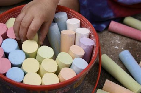 How To Make Coloured Chalk 6 Steps