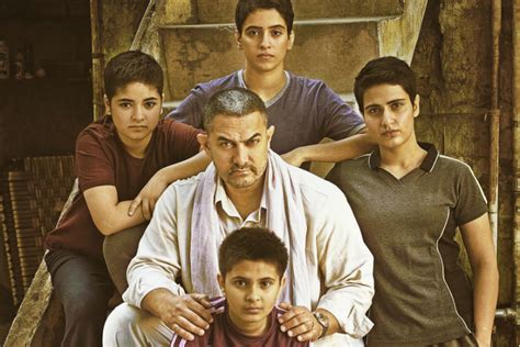 Dangal Celebrity Review Aamir Khan Deserves An Oscar For His Great