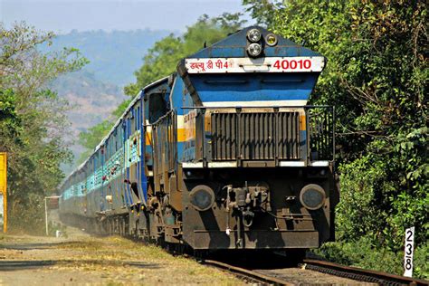 Trains In India Best Luxury Trains In India Times Of India Travel
