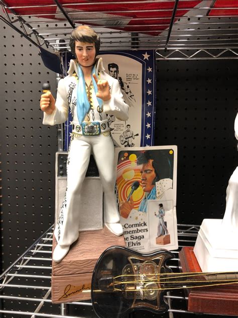 Elvis Presley collection - 3 Beam Kentucky Bourbon Whiskey collectors