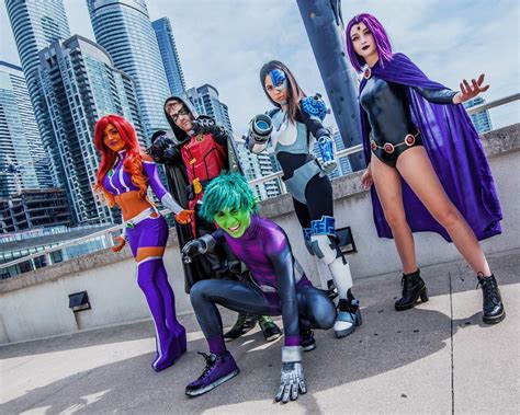 [self] Teen Titans Group Cosplay At Toronto Fan Expo 2018 R Cosplay