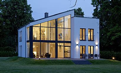 Sehen sie sich die 11 schritte. BAUMEISTER-HAUS Kooperation e.V. Portrait - fertighaus.com