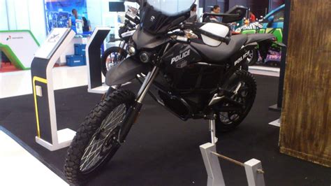 11 275 tykkäystä · 326 puhuu tästä. Electric Motorcycle Zero FX 100% Elektrik - YouTube