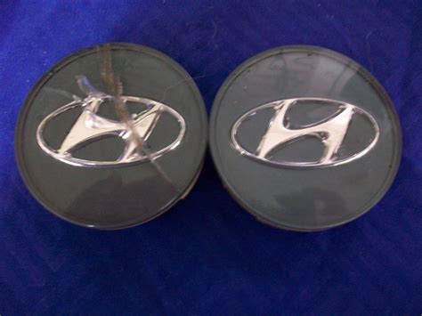 Hyundai Sonata Tiburon Elantra Wheel Center Caps Pair