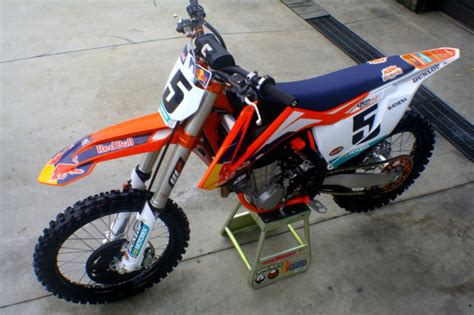 Oem side panels and front plate with the dungey 55. 2015 KTM SXF 450 FACTORY EDITION LIMITED PRODUCTION ...