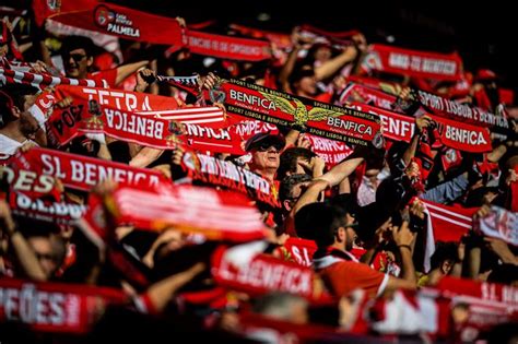 Disputando uma vaga na fase de grupos da champions league, psv e benfica duelam nesta terça (24). Jogo do Benfica na Luz vai manter-se à porta fechada ...