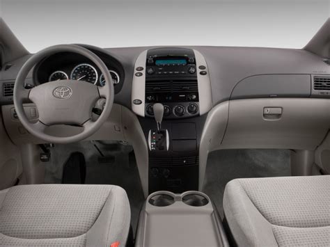 Image 2009 Toyota Sienna 5dr 8 Pass Van Ce Fwd Natl Dashboard Size