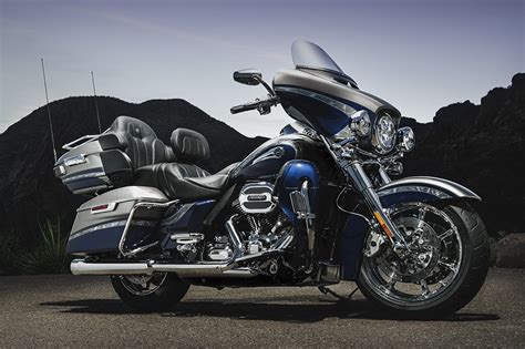 Harley Davidson Cvo Limited 2015 2016 Specs Performance And Photos