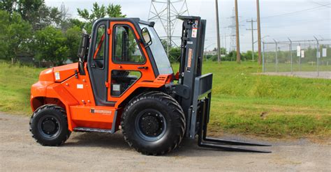 The Advantages Of Rough Terrain Forklifts Starke Material Handling Group