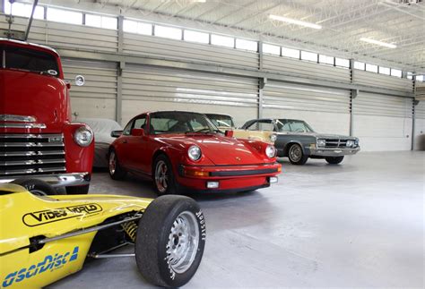 Antique Auto & Classic Car Storage Facilities Chicago | Classic Car Club