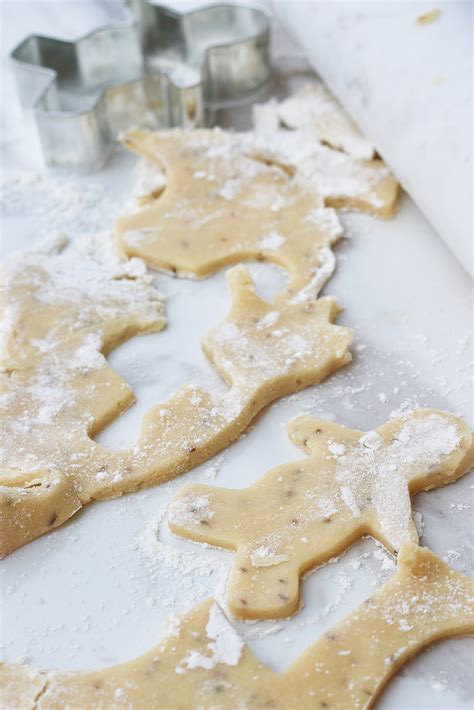 Best italian anise christmas cookies from italian anise cookies holiday cookie linky party and a. Anise Seed Christmas Cookie Recipes