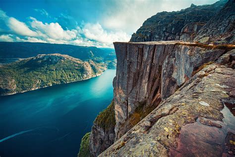 Preikestolen Wanderung Erklimmt Norwegens Berühmtes Felsplateau