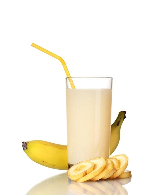 Premium Photo Banana Juice With Bananas Isolated On White