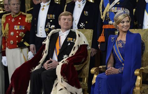 Koning der nederlanden) ist der titel eines niederländischen staatsorgans. König und Königin der Niederlande nach dem feierlichen Eid ...