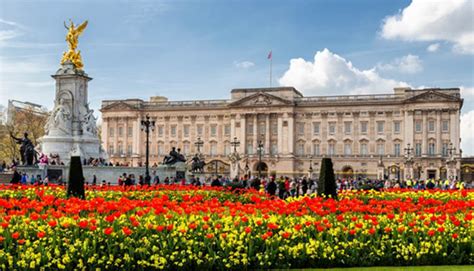 Einwohnern gehört es zu den am dichtesten besiedelten staaten europas. Buckingham Palace: Ricerca sul palazzo reale inglese