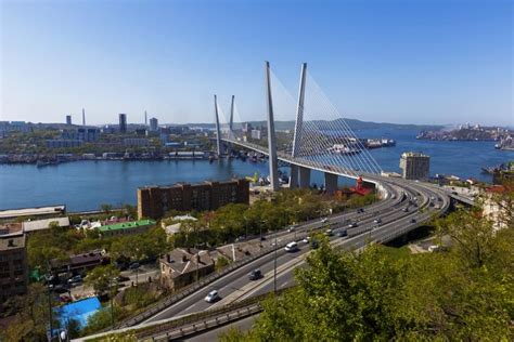 Какой мост во Владивостоке круче?