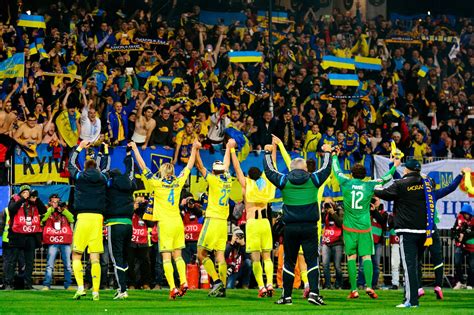 | aviso legal y proteccion de. Suecia y Ucrania se clasifican para la Eurocopa de Francia ...