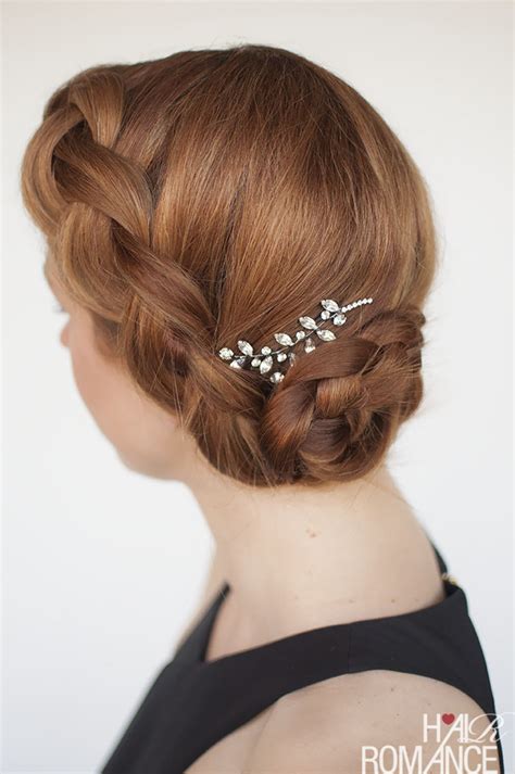 35 wedding hairstyles to show off your curly hair. Top 5 hairstyle tutorials for wedding guests - Hair Romance