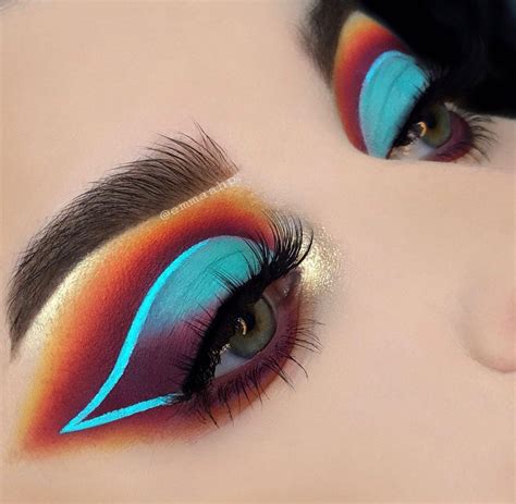 The Top 7 Makeup Trends For 2020 Spring Eye Makeup Creative Eye Makeup Disney Eye Makeup