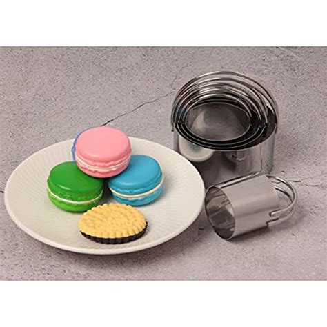 Proturbo Stainless Steel Biscuit Cutter Set 5 Round Cookies Cutters Set