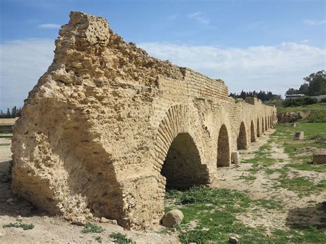Roman Aqueduct In Carthage Roman Aqueduct Ancient Carthage Carthage