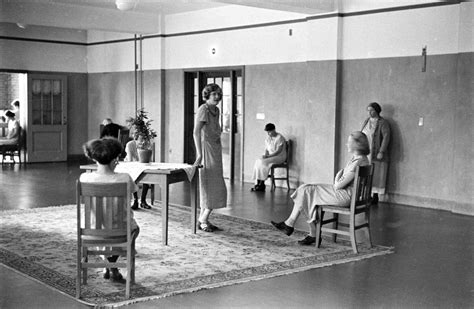 Strangers To Reason Life Inside A Psychiatric Hospital 1938 Time