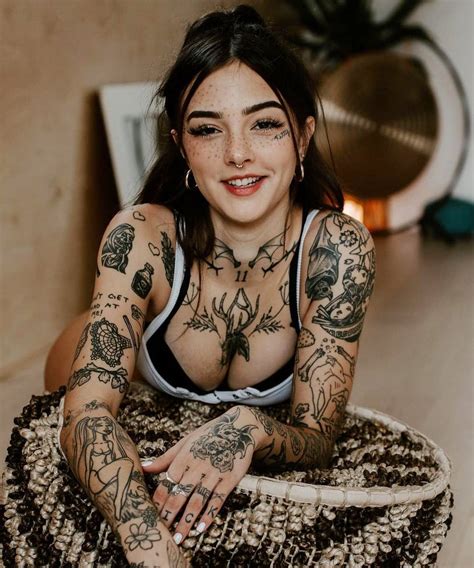 inked girl © keaton belle r tattoogirls