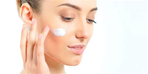 Cómo aplicar los cosméticos correctamente, todo lo que debes saber | Professional Spa ...