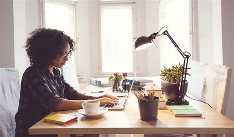 There are so many prejudices involved when it comes to this working style. Working from home: the Advantages and Disadvantages | Luxome