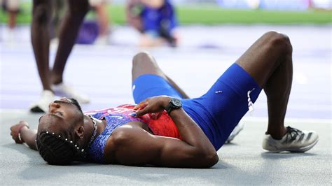 Noah Lyles Settles For Bronze In Mens 200m Leaves Track In Wheelchair